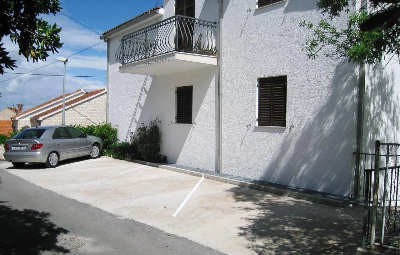 Apartments Raic Supetar Εξωτερικό φωτογραφία